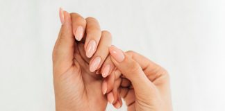 Top 4 motive pentru care oja semipermanentă a devenit un trend în arta manichiurii