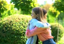 13 moduri de a-i determina pe cei mai buni prieteni sa te ierte