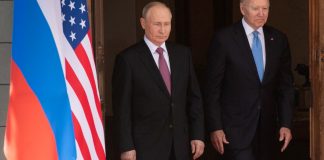 Joe Biden a fost de acord sa se intalneasca cu Vladimir Putin dupa propunerea lui Emmanuel Macron