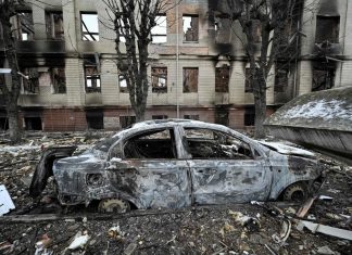 Putin lanza un feroz asalto para rendir Kiev