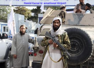 Talibanii emuleaza regimul teocratic iranian si schiteaza un guvern fara femei