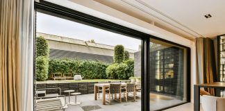 Cum creștem eficiența energetică a clădirilor rezidențiale fără a le compromite farmecul